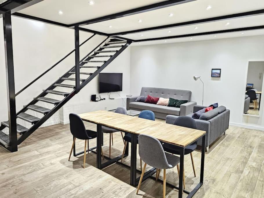 Апартаменти L'Atelier De La Sainte - Vieux Port Марсель Екстер'єр фото